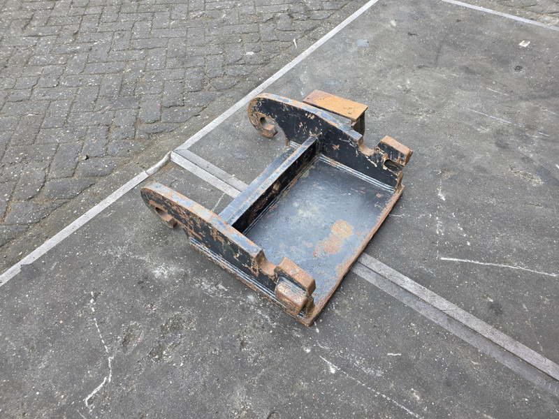 Kopplaat cw30 cw 40 adaptorplate cw30 cw40 - Acoplamento rápido para Máquina de construção: foto 4 Kopplaat cw30 cw 40 adaptorplate cw30 cw40 - Acoplamento rápido para Máquina de construção: foto 4