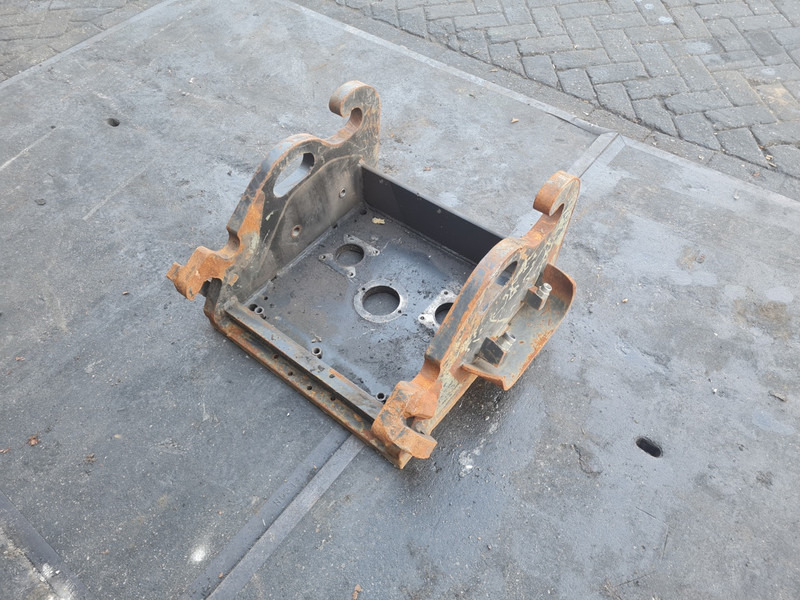 Kopplaat cw30 cw 40 zijtveld zijtveld s1202 kopplaat - Acoplamento rápido para Máquina de construção: foto 3 Kopplaat cw30 cw 40 zijtveld zijtveld s1202 kopplaat - Acoplamento rápido para Máquina de construção: foto 3