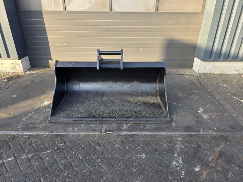 S60 slotenbak brede bak eurosteel s60 s 60 slotenbak - Balde para Máquina de construção: foto 1 S60 slotenbak brede bak eurosteel s60 s 60 slotenbak - Balde para Máquina de construção: foto 1