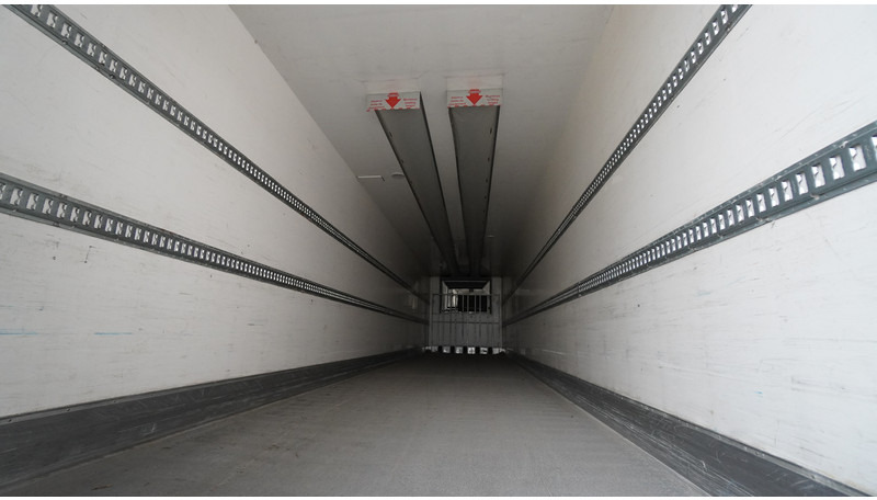 Chereau 3 AXLE FRIGO TRAILER THERMO KING SLX-E 300 - Semi-reboque frigorífico: foto 4 Chereau 3 AXLE FRIGO TRAILER THERMO KING SLX-E 300 - Semi-reboque frigorífico: foto 4