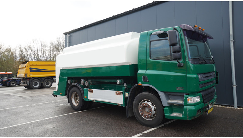 DAF 75.250 FUEL TANK TRUCK 11.300LTR 783.400KM - Camião cisterna: foto 4 DAF 75.250 FUEL TANK TRUCK 11.300LTR 783.400KM - Camião cisterna: foto 4