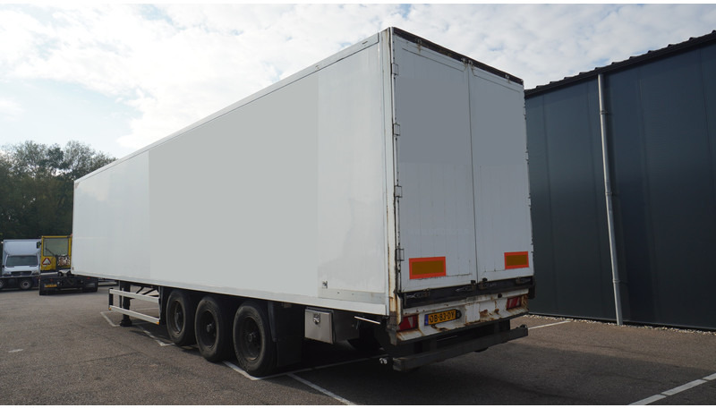 Jumbo 3 AXLE CLOSED BOX - Semi-reboque furgão: foto 5 Jumbo 3 AXLE CLOSED BOX - Semi-reboque furgão: foto 5