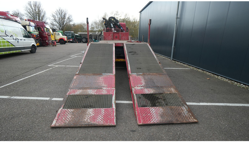 MAN TGA 35.400 8X4 MACHINE/CAR TRANSPORT WITH HIAB 244 EP-4 HI-DUO CRANE 364.000KM - Camião grua: foto 5 MAN TGA 35.400 8X4 MACHINE/CAR TRANSPORT WITH HIAB 244 EP-4 HI-DUO CRANE 364.000KM - Camião grua: foto 5