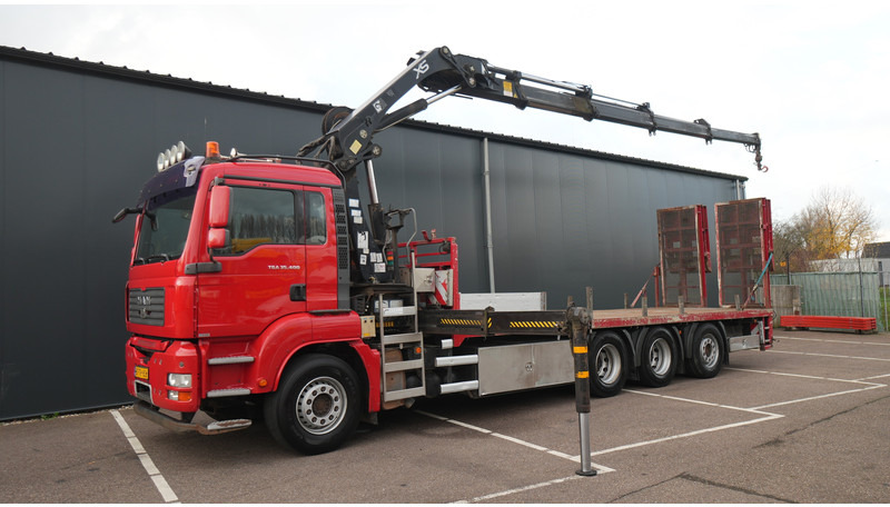 MAN TGA 35.400 8X4 MACHINE/CAR TRANSPORT WITH HIAB 244 EP-4 HI-DUO CRANE 364.000KM - Camião grua: foto 2 MAN TGA 35.400 8X4 MACHINE/CAR TRANSPORT WITH HIAB 244 EP-4 HI-DUO CRANE 364.000KM - Camião grua: foto 2