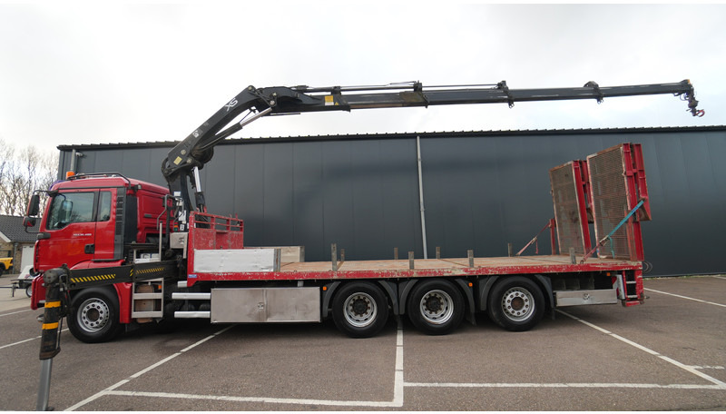 MAN TGA 35.400 8X4 MACHINE/CAR TRANSPORT WITH HIAB 244 EP-4 HI-DUO CRANE 364.000KM - Camião grua: foto 1 MAN TGA 35.400 8X4 MACHINE/CAR TRANSPORT WITH HIAB 244 EP-4 HI-DUO CRANE 364.000KM - Camião grua: foto 1