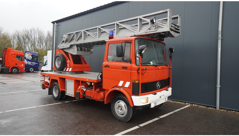 Carro de bombeiro Mercedes-Benz 809 FIRE LADDER TRUCK 13.100KM MANUAL GEARBOX: foto 7