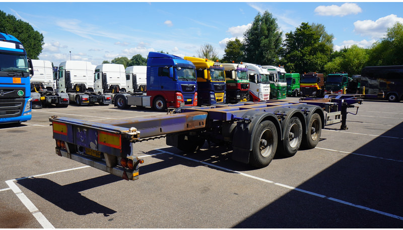 Pacton 3 AXLE MULTI CONTAINER TRANSPORT TRAILER EXTENDABLE 45 FT - Semi-reboque transportador de contêineres/ Caixa móvel: foto 5 Pacton 3 AXLE MULTI CONTAINER TRANSPORT TRAILER EXTENDABLE 45 FT - Semi-reboque transportador de contêineres/ Caixa móvel: foto 5