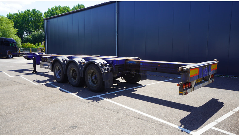 Pacton 3 AXLE MULTI CONTAINER TRANSPORT TRAILER EXTENDABLE 45 FT - Semi-reboque transportador de contêineres/ Caixa móvel: foto 4 Pacton 3 AXLE MULTI CONTAINER TRANSPORT TRAILER EXTENDABLE 45 FT - Semi-reboque transportador de contêineres/ Caixa móvel: foto 4