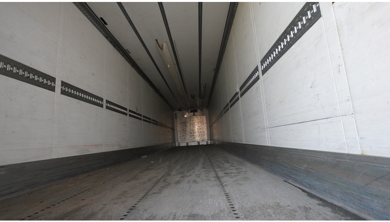 Schmitz Cargobull 3 AXLE FRIGO TRAILER THERMO KING SLX-E 250 - Semi-reboque frigorífico: foto 4 Schmitz Cargobull 3 AXLE FRIGO TRAILER THERMO KING SLX-E 250 - Semi-reboque frigorífico: foto 4