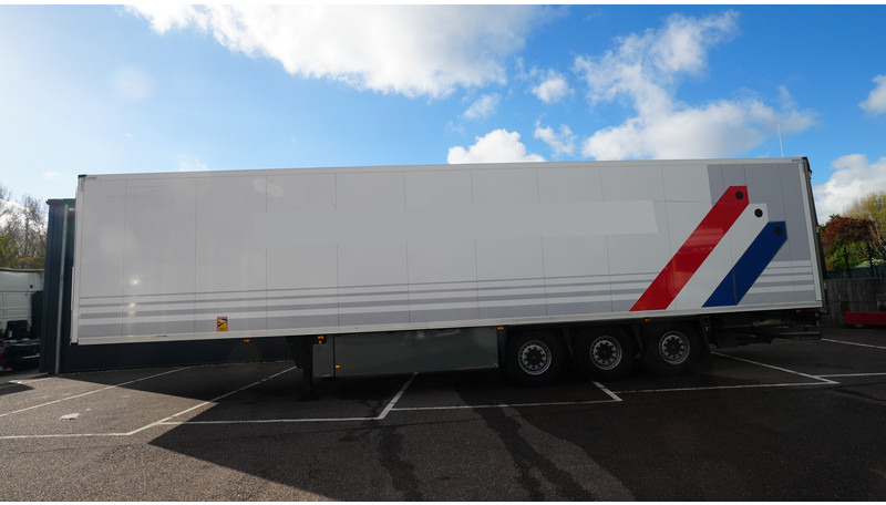Schmitz Cargobull 3 AXLE FRIGO TRAILER WITH THERMO KING SLX I BI-TEMP - Semi-reboque frigorífico: foto 1 Schmitz Cargobull 3 AXLE FRIGO TRAILER WITH THERMO KING SLX I BI-TEMP - Semi-reboque frigorífico: foto 1