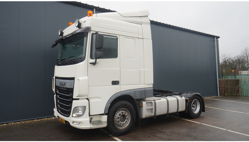 DAF XF 440 EURO 6 SPACECAB - Tractor: foto 3 DAF XF 440 EURO 6 SPACECAB - Tractor: foto 3