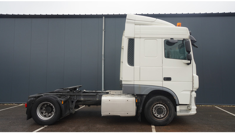 DAF XF 440 SPACECAB EURO 6 - Tractor: foto 2 DAF XF 440 SPACECAB EURO 6 - Tractor: foto 2