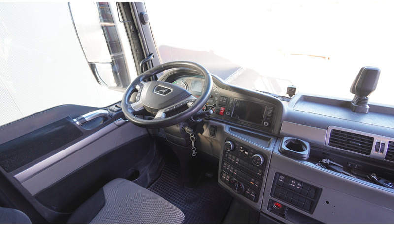 MAN TGX 26.510 6X2 RETARDER ONLY 262.000KM - Tractor: foto 5 MAN TGX 26.510 6X2 RETARDER ONLY 262.000KM - Tractor: foto 5