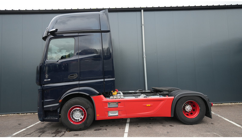 Mercedes-Benz ACTROS 1945 GIGASPACE 747.600KM - Tractor: foto 1 Mercedes-Benz ACTROS 1945 GIGASPACE 747.600KM - Tractor: foto 1