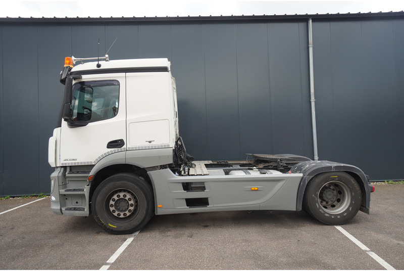 Mercedes-Benz ACTROS 2036 ADR 663.000KM - Tractor: foto 1 Mercedes-Benz ACTROS 2036 ADR 663.000KM - Tractor: foto 1