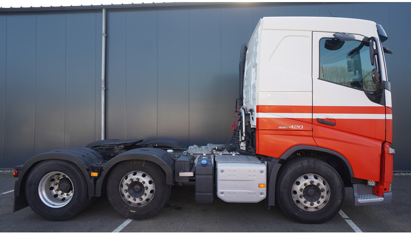 Volvo FH 420 ADR 6X2 EURO 6 - Tractor: foto 2 Volvo FH 420 ADR 6X2 EURO 6 - Tractor: foto 2