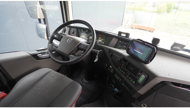 Volvo FH 420 ADR GLOBETROTTER 808.000KM - Tractor: foto 5 Volvo FH 420 ADR GLOBETROTTER 808.000KM - Tractor: foto 5