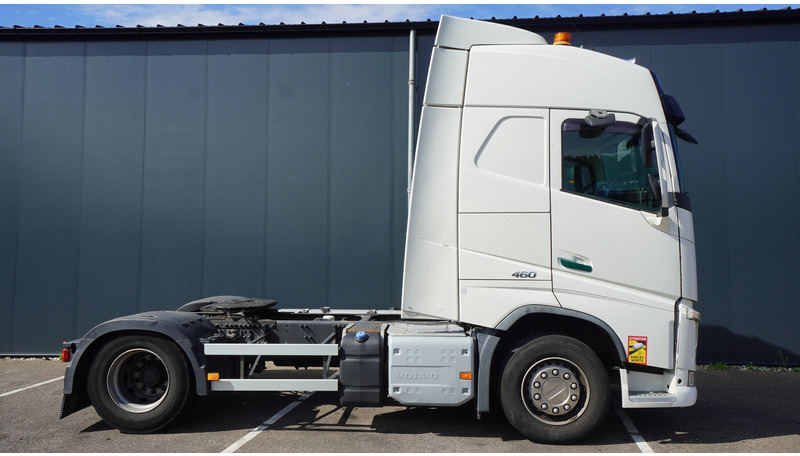 Volvo FH 460 EURO 6 GLOBETROTTER - Tractor: foto 2 Volvo FH 460 EURO 6 GLOBETROTTER - Tractor: foto 2