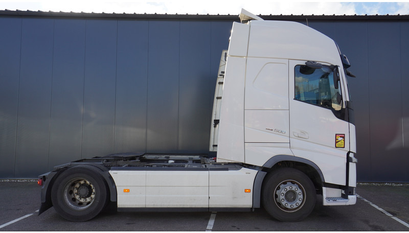 Volvo FH 500 GLOBETROTTER 847.000KM - Tractor: foto 2 Volvo FH 500 GLOBETROTTER 847.000KM - Tractor: foto 2