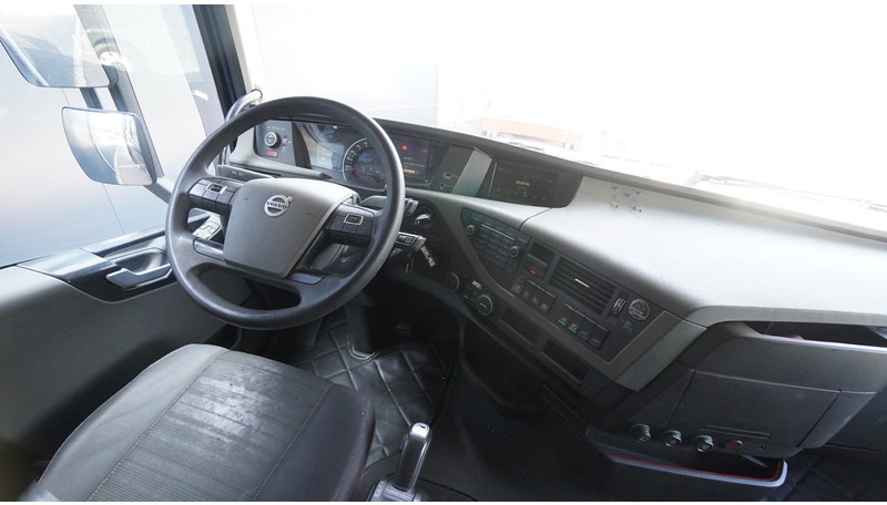 Volvo FH460 EURO 6 GLOBETROTTER 833.000KM - Tractor: foto 5 Volvo FH460 EURO 6 GLOBETROTTER 833.000KM - Tractor: foto 5