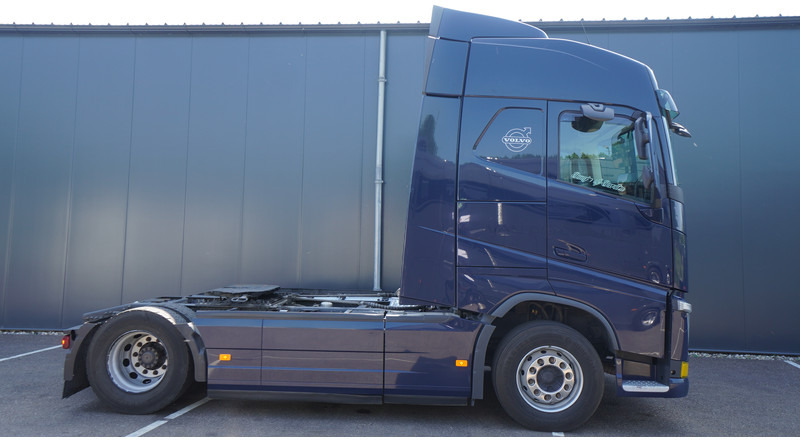 Volvo FH460 EURO 6 GLOBETROTTER 833.000KM - Tractor: foto 2 Volvo FH460 EURO 6 GLOBETROTTER 833.000KM - Tractor: foto 2