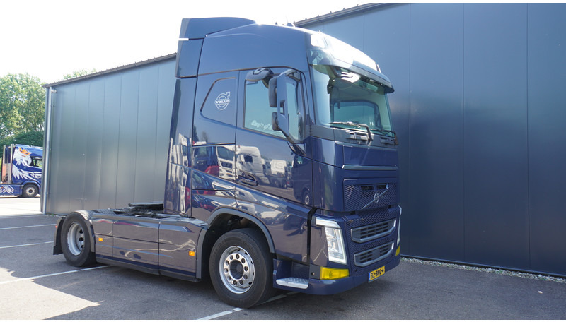Volvo FH460 EURO 6 GLOBETROTTER 833.000KM - Tractor: foto 4 Volvo FH460 EURO 6 GLOBETROTTER 833.000KM - Tractor: foto 4