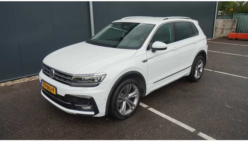 Volkswagen Tiguan 2.0 TDI R LINE 4MOTION - Minibus, Furgão de passageiros: foto 4 Volkswagen Tiguan 2.0 TDI R LINE 4MOTION - Minibus, Furgão de passageiros: foto 4