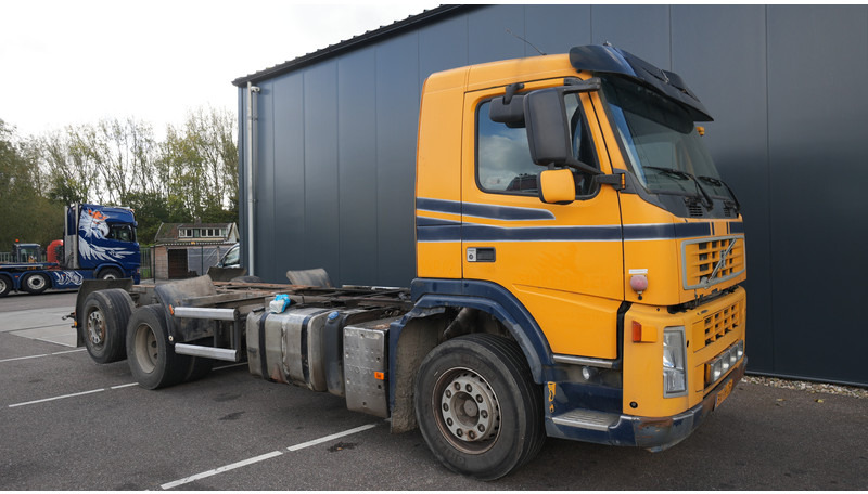 Volvo FM9 340 6X2 CHASSIS EURO 5 480000KM - Camião chassi: foto 4 Volvo FM9 340 6X2 CHASSIS EURO 5 480000KM - Camião chassi: foto 4