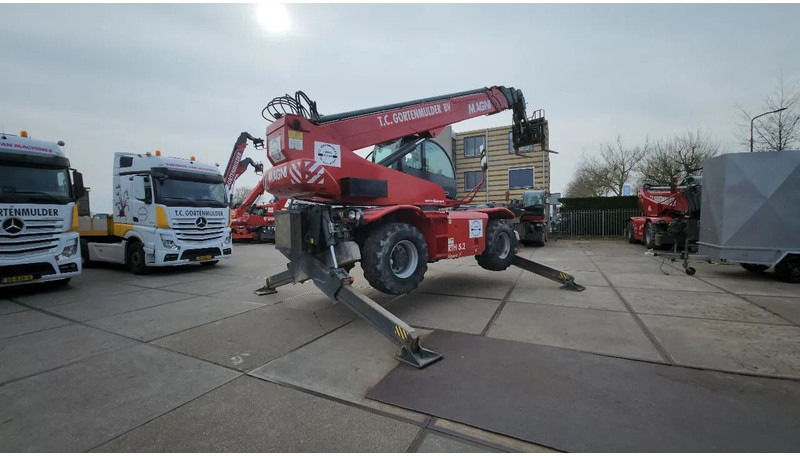 MAGNI 5.25, 2017, Remote, Airco, First owner, 25M - Pá carregadora: foto 2 MAGNI 5.25, 2017, Remote, Airco, First owner, 25M - Pá carregadora: foto 2