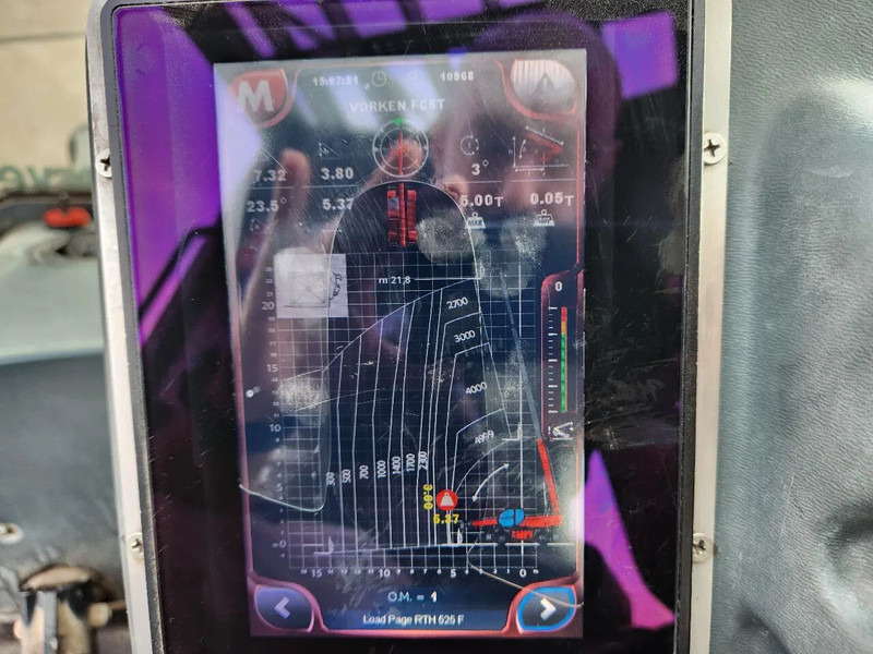 MAGNI 5.25, 2017, Remote, Airco, First owner, 25M - Pá carregadora: foto 4 MAGNI 5.25, 2017, Remote, Airco, First owner, 25M - Pá carregadora: foto 4