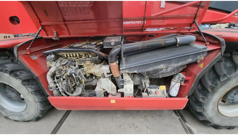 MAGNI 5.35, 2015, 35M, Airco, Remote, 8990H, First owner - Pá carregadora: foto 4 MAGNI 5.35, 2015, 35M, Airco, Remote, 8990H, First owner - Pá carregadora: foto 4