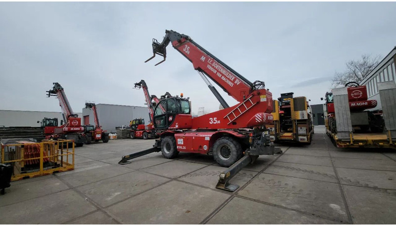 MAGNI 5.35, 2015, 35M, Airco, Remote, 8990H, First owner - Pá carregadora: foto 1 MAGNI 5.35, 2015, 35M, Airco, Remote, 8990H, First owner - Pá carregadora: foto 1