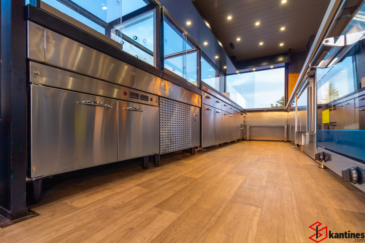 Roulote bar Skretas Box XXL Size: foto 20 Roulote bar Skretas Box XXL Size: foto 20