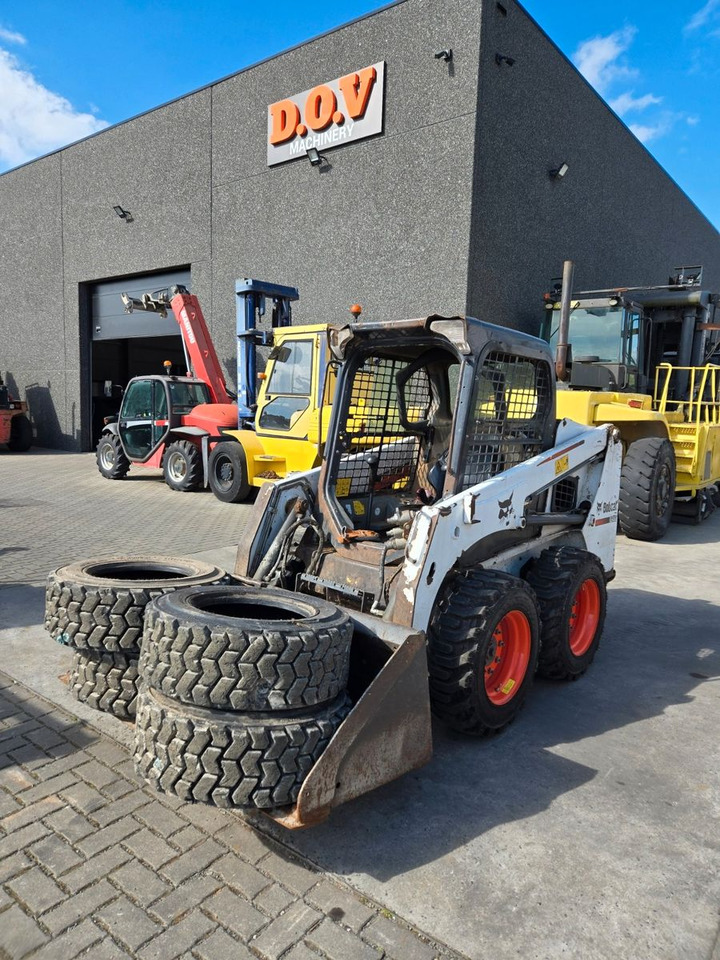 Bobcat S450 - Pá carregadora de rodas: foto 1 Bobcat S450 - Pá carregadora de rodas: foto 1