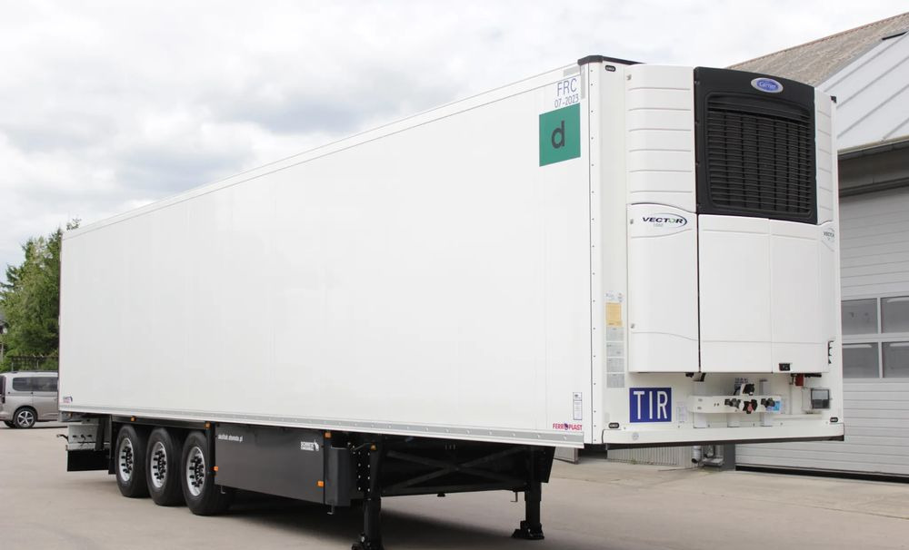 Schmitz Cargobull CARRIER VECTOR 1550 / MAŁO UŻYWANA **728 MTH / JAK NOWA / - Semi-reboque frigorífico: foto 2 Schmitz Cargobull CARRIER VECTOR 1550 / MAŁO UŻYWANA **728 MTH / JAK NOWA / - Semi-reboque frigorífico: foto 2