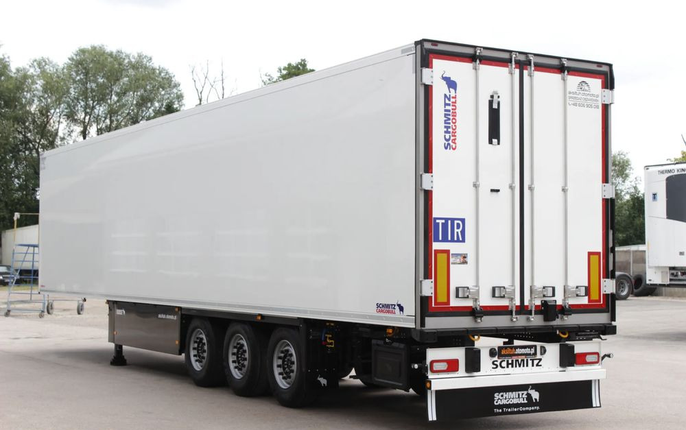 Schmitz Cargobull FP 60 V7 Thermo King SLXi 300 / ŚWIATŁA LED / JAK NOWA / ŚCIANA 7 CM / - Semi-reboque frigorífico: foto 4 Schmitz Cargobull FP 60 V7 Thermo King SLXi 300 / ŚWIATŁA LED / JAK NOWA / ŚCIANA 7 CM / - Semi-reboque frigorífico: foto 4