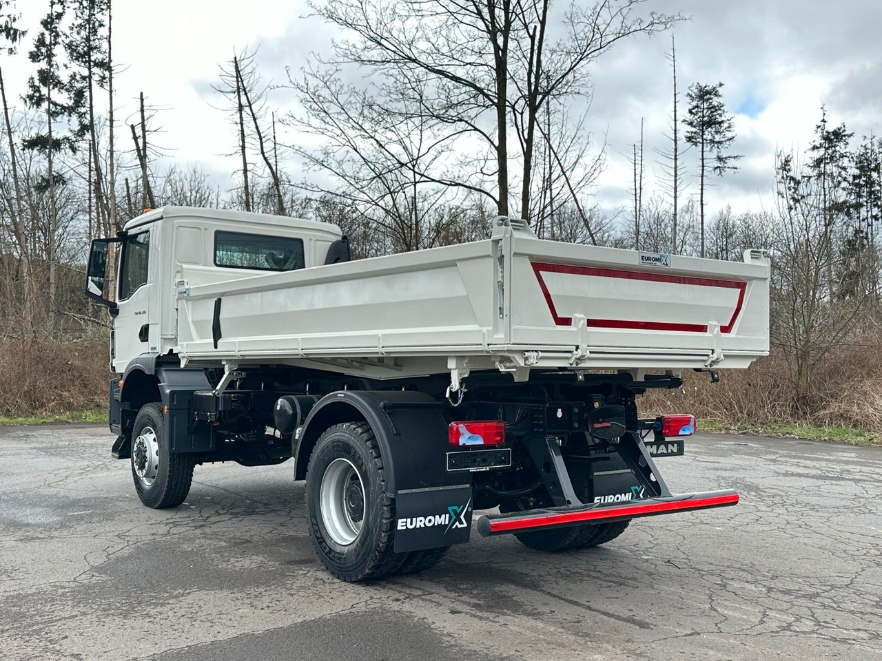 MAN TGM 18.320 4X4 Euro 6e Euromix 3-Seiten-Kipper - Camião basculante: foto 4 MAN TGM 18.320 4X4 Euro 6e Euromix 3-Seiten-Kipper - Camião basculante: foto 4