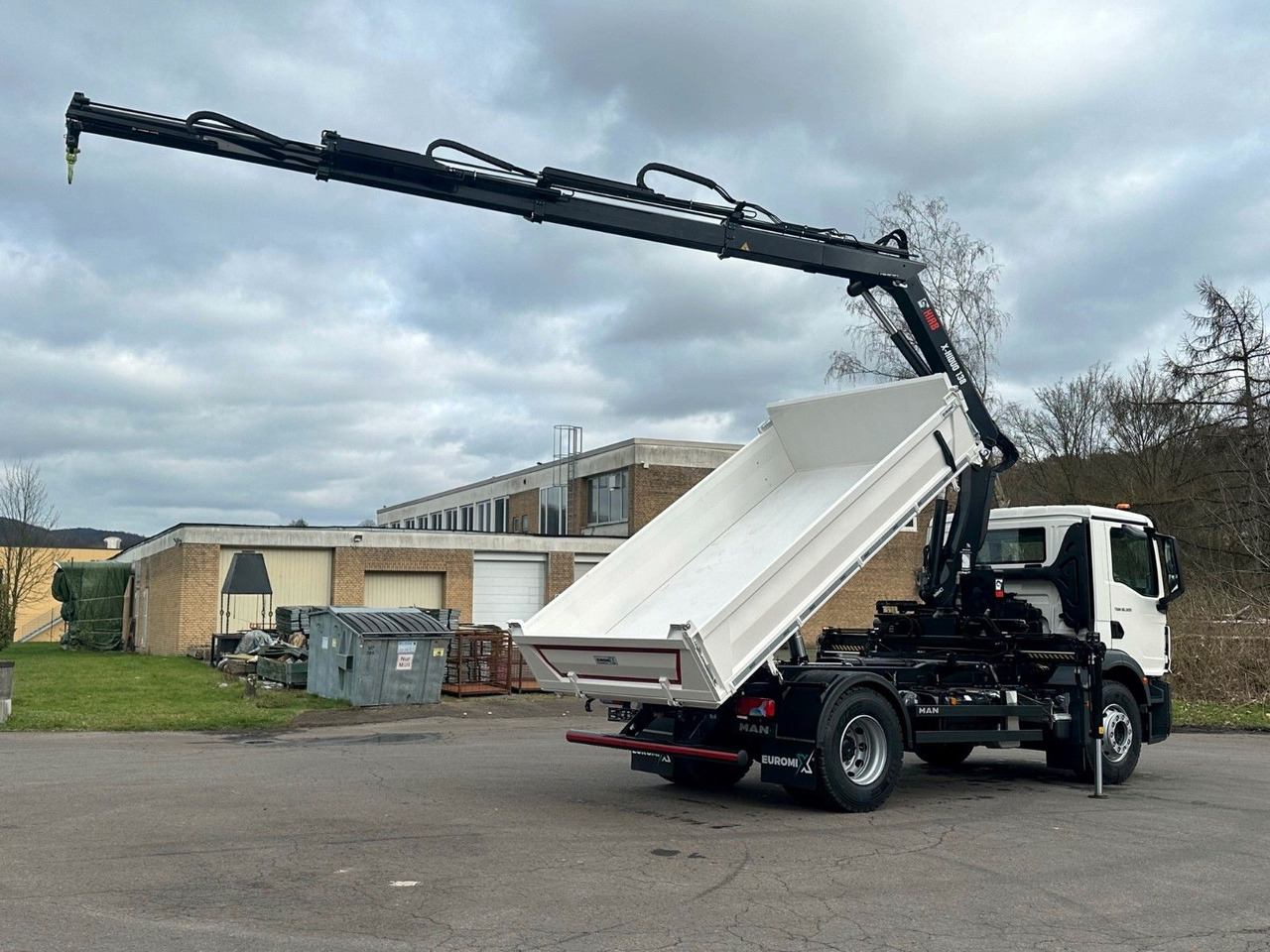 MAN TGM 18.320 4x2 Euro6e Hiab X-HiDuo 138DS-3 MAN TGM 18.320 4x2 Euro6e Hiab X-HiDuo 138DS-3 - Camião basculante, Camião grua: foto 5 MAN TGM 18.320 4x2 Euro6e Hiab X-HiDuo 138DS-3 MAN TGM 18.320 4x2 Euro6e Hiab X-HiDuo 138DS-3 - Camião basculante, Camião grua: foto 5