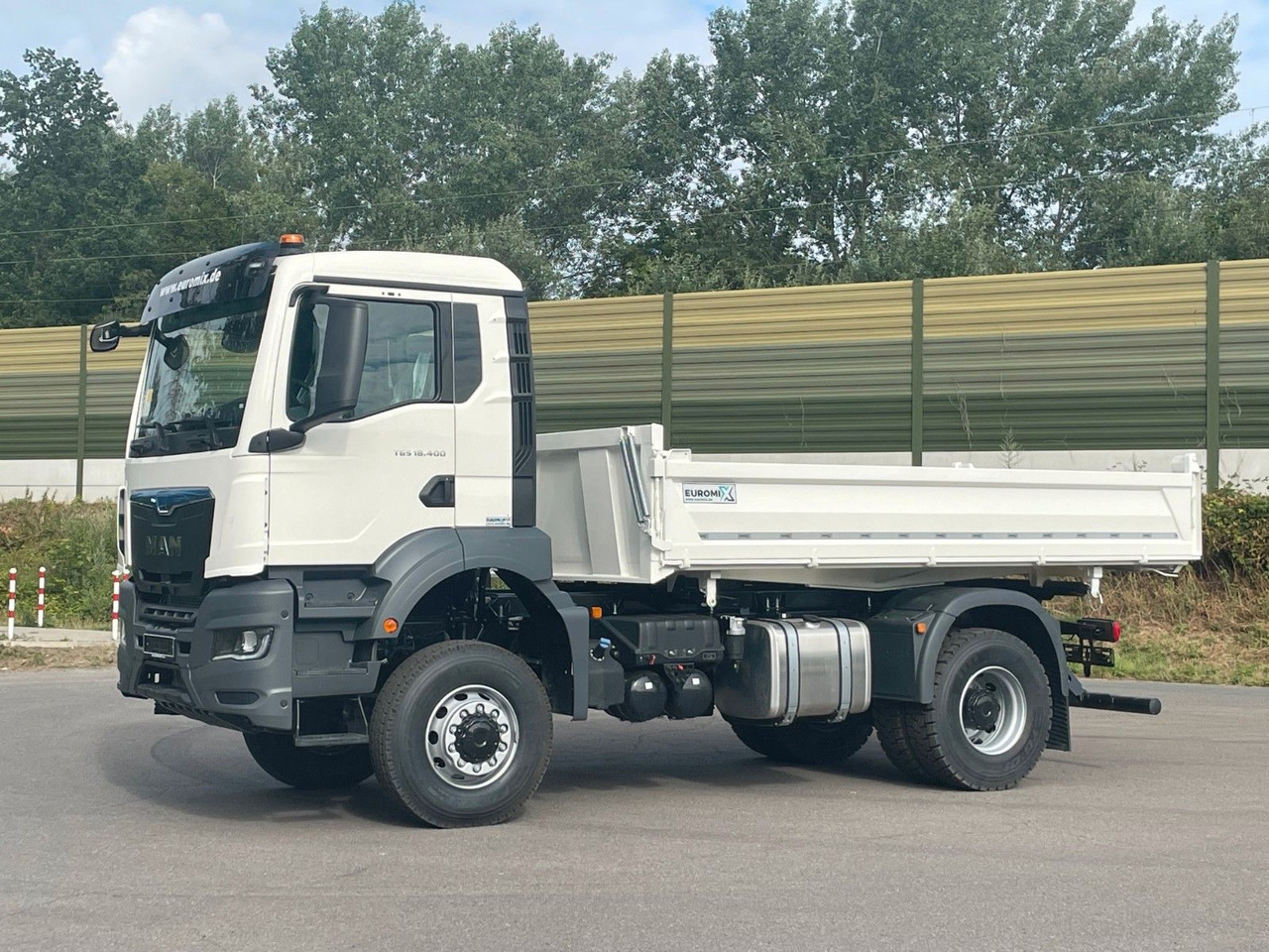 MAN TGS 18.400 TG3 4x4 Euro6e 3-Seiten-Kippe Euromix - Camião basculante: foto 1 MAN TGS 18.400 TG3 4x4 Euro6e 3-Seiten-Kippe Euromix - Camião basculante: foto 1