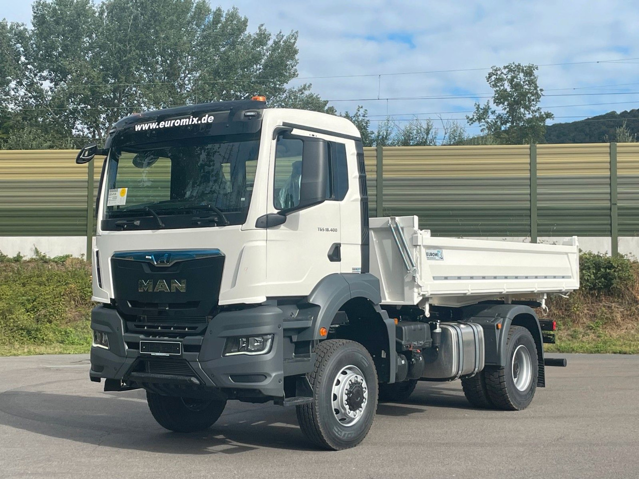 MAN TGS 18.400 TG3 4x4 Euro6e 3-Seiten-Kippe Euromix - Camião basculante: foto 2 MAN TGS 18.400 TG3 4x4 Euro6e 3-Seiten-Kippe Euromix - Camião basculante: foto 2