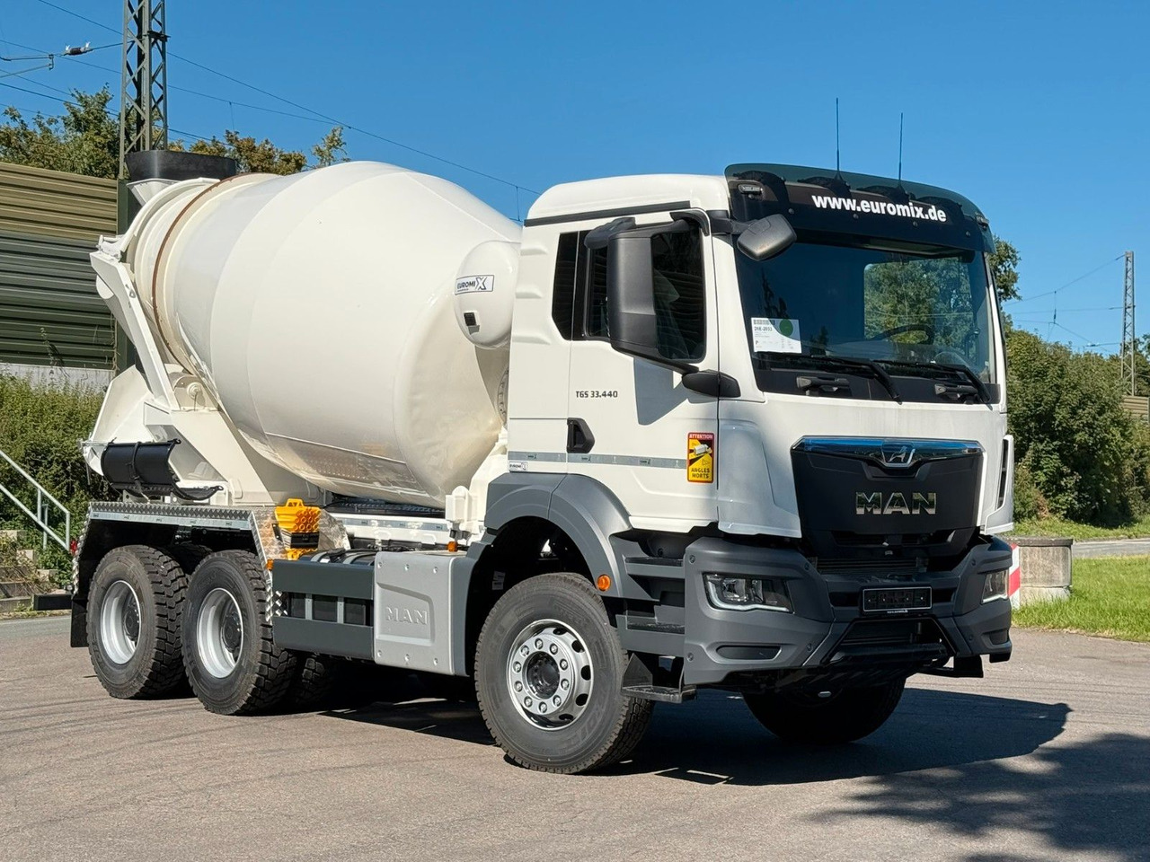 MAN TGS 33.440 / 6X4 Euro6e Euromix MTP EM 7 L - Camião betoneira: foto 1 MAN TGS 33.440 / 6X4 Euro6e Euromix MTP EM 7 L - Camião betoneira: foto 1