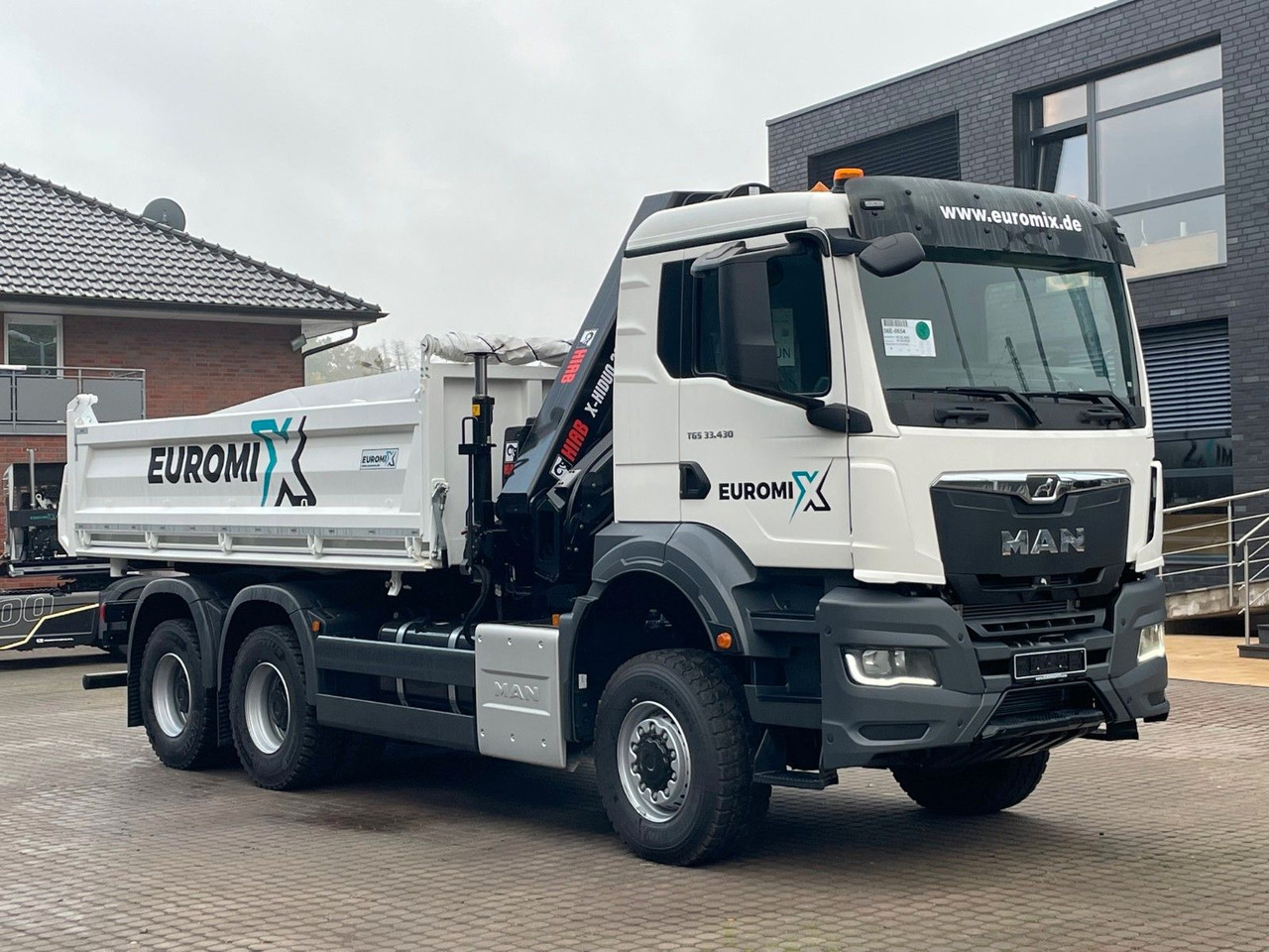 MAN TGS 33.440 6x6 /3-Seiten- Kipper / HIAB 228-6 - Camião basculante, Camião grua: foto 4 MAN TGS 33.440 6x6 /3-Seiten- Kipper / HIAB 228-6 - Camião basculante, Camião grua: foto 4