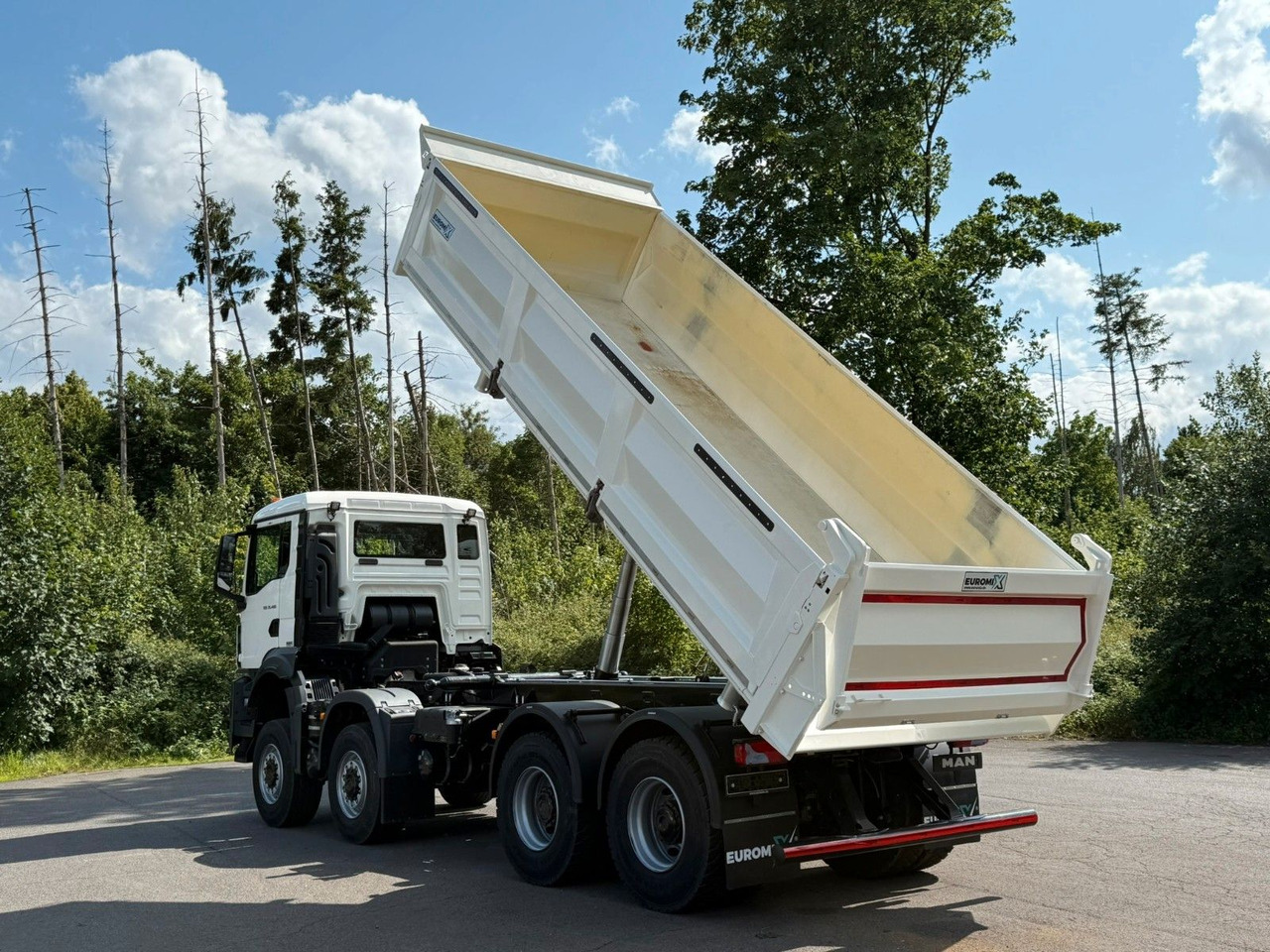 MAN TGS 35.480 8x8 EuromixMTP 3-Seiten-Kipper - Camião basculante: foto 4 MAN TGS 35.480 8x8 EuromixMTP 3-Seiten-Kipper - Camião basculante: foto 4
