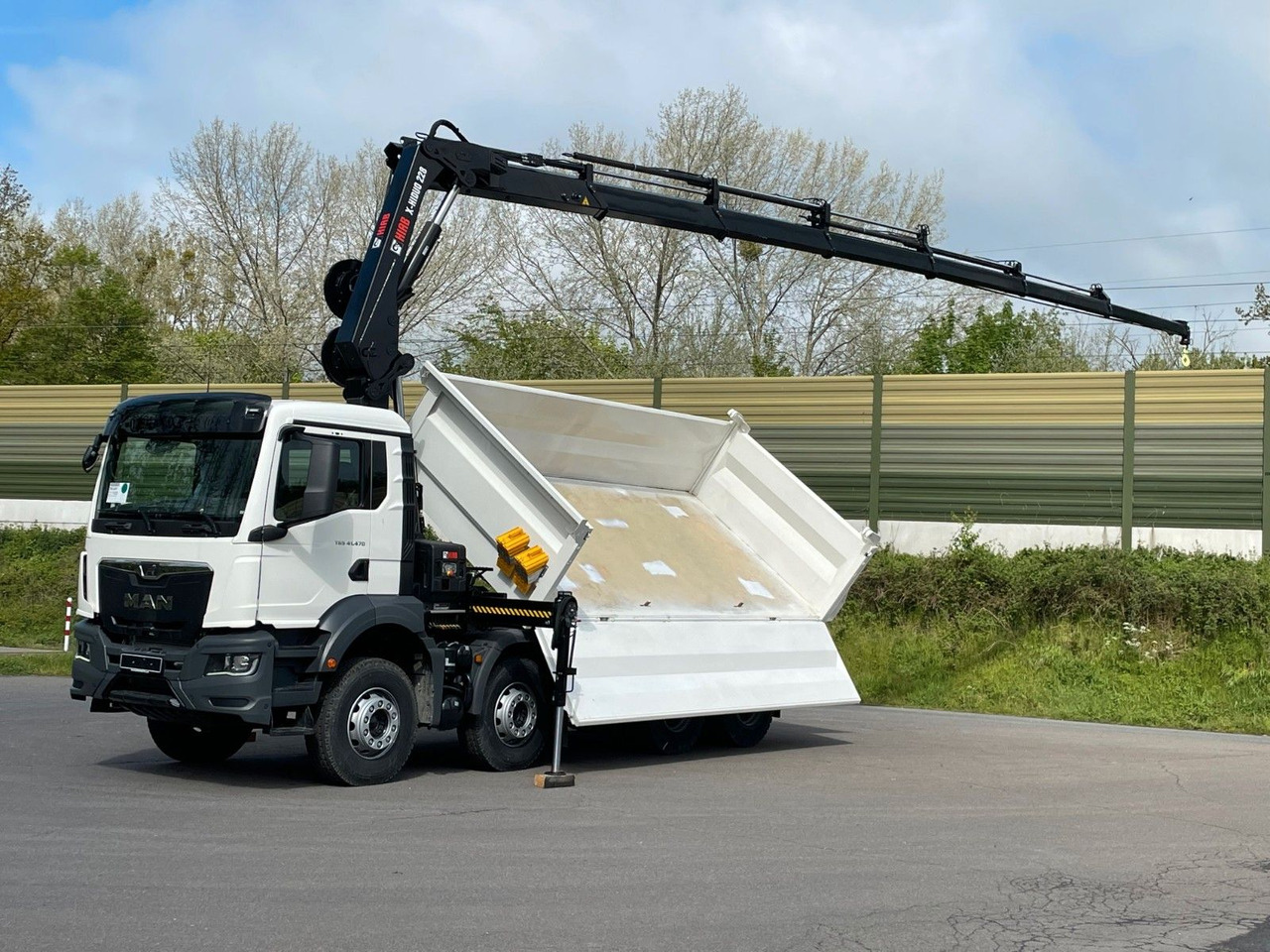 MAN TGS 41.480 8x4/Euro6e Euromix Kipper Hiab 228-6 - Camião basculante, Camião grua: foto 1 MAN TGS 41.480 8x4/Euro6e Euromix Kipper Hiab 228-6 - Camião basculante, Camião grua: foto 1