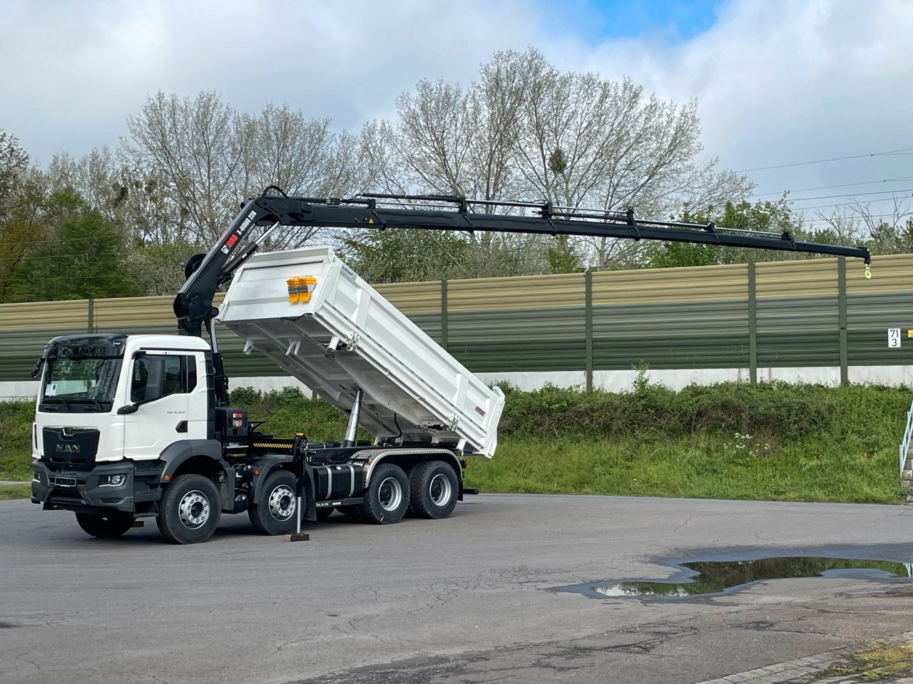 MAN TGS 41.480 8x4/Euro6e Euromix Kipper Hiab 228-6 - Camião basculante, Camião grua: foto 1 MAN TGS 41.480 8x4/Euro6e Euromix Kipper Hiab 228-6 - Camião basculante, Camião grua: foto 1