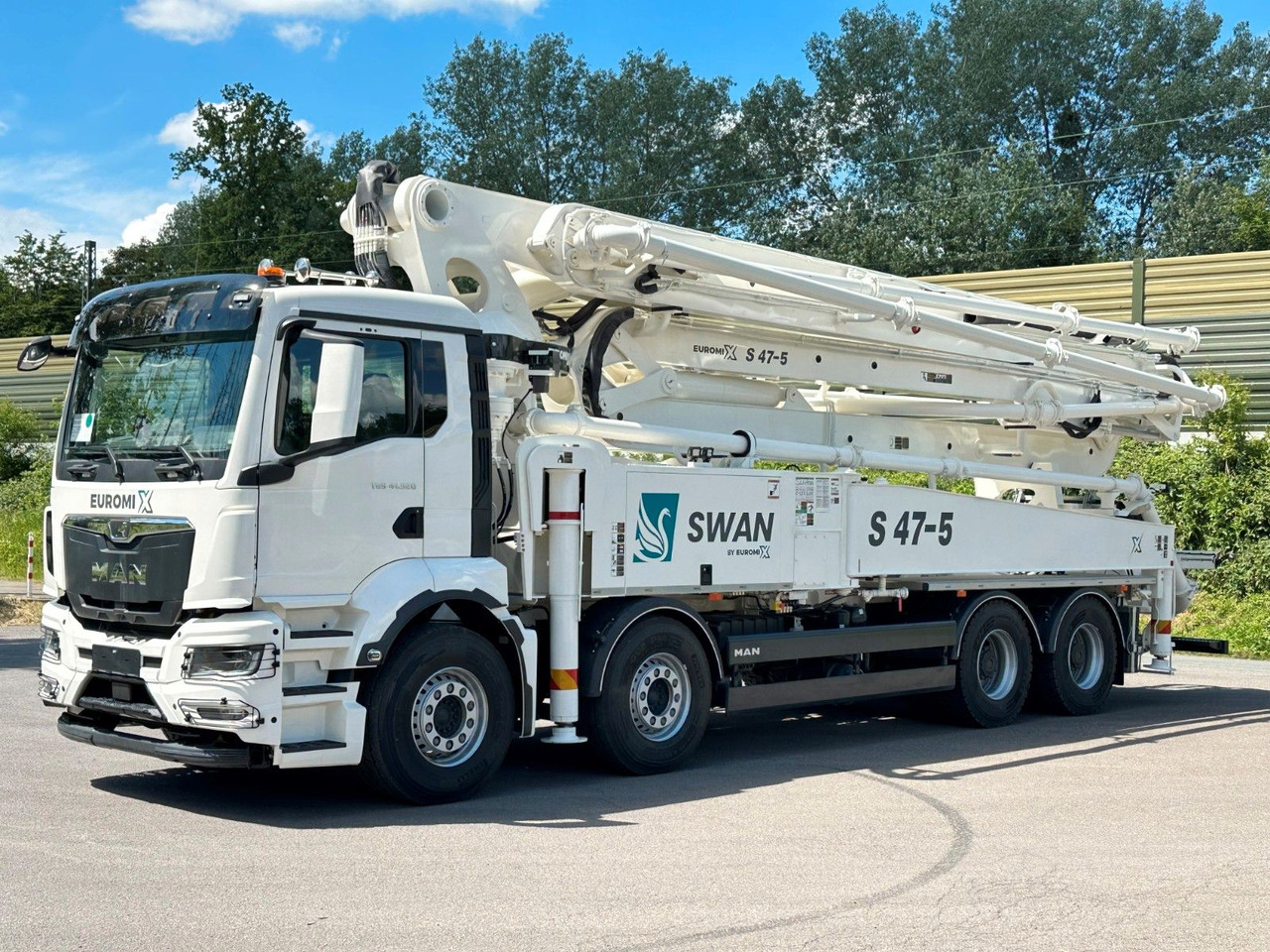 MAN TGS 41.520 8x4 SWAN TSP 47-5 160RZ ( 47m ) - Camião betoneira: foto 2 MAN TGS 41.520 8x4 SWAN TSP 47-5 160RZ ( 47m ) - Camião betoneira: foto 2