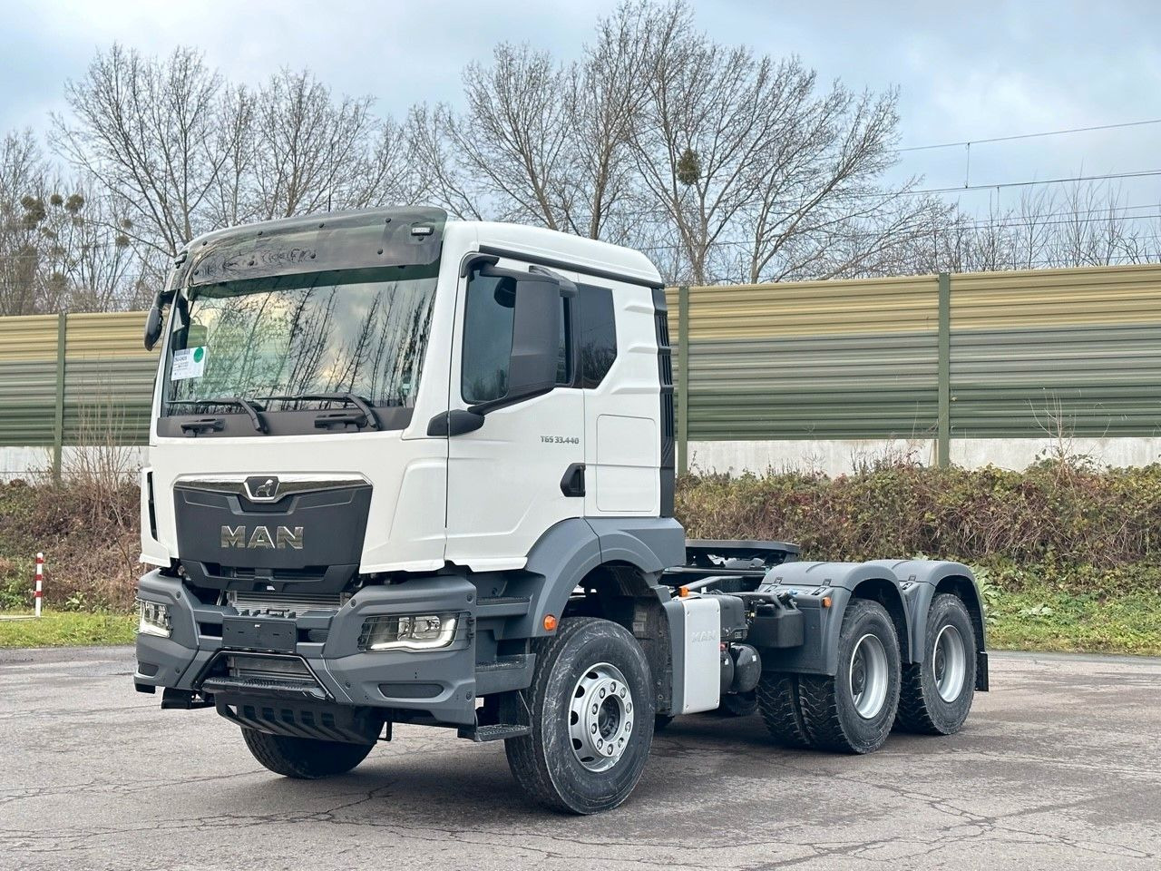 MAN TGS 33.440 BBS 6X4 EUROMIX MTP Kipper-Auflieger - Tractor: foto 1 MAN TGS 33.440 BBS 6X4 EUROMIX MTP Kipper-Auflieger - Tractor: foto 1