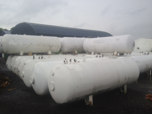 5000 L (2,5 ton) Gastank on trailer -Gas, Gaz, LPG, GPL, Propane, Butane tanks aboveground working pressure 15.6 bar Used tanks-Also available per single piece ID 1.005 - Tanque de combustível para Camião: foto 4 5000 L (2,5 ton) Gastank on trailer -Gas, Gaz, LPG, GPL, Propane, Butane tanks aboveground working pressure 15.6 bar Used tanks-Also available per single piece ID 1.005 - Tanque de combustível para Camião: foto 4