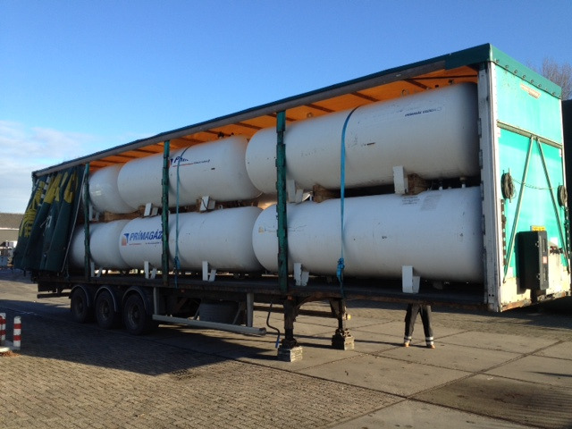 5000 L (2,5 ton) Gastank on trailer -Gas, Gaz, LPG, GPL, Propane, Butane tanks aboveground working pressure 15.6 bar Used tanks-Also available per single piece ID 1.005 - Tanque de combustível para Camião: foto 1 5000 L (2,5 ton) Gastank on trailer -Gas, Gaz, LPG, GPL, Propane, Butane tanks aboveground working pressure 15.6 bar Used tanks-Also available per single piece ID 1.005 - Tanque de combustível para Camião: foto 1
