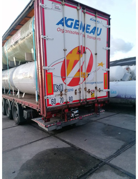 Curtain semi-trailer with used aboveground 2700 &4850L tanks Gas, Gaz, LPG, GPL, Propane, Butane tank ID 8.370 - Semi-reboque cisterna: foto 3 Curtain semi-trailer with used aboveground 2700 &4850L tanks Gas, Gaz, LPG, GPL, Propane, Butane tank ID 8.370 - Semi-reboque cisterna: foto 3
